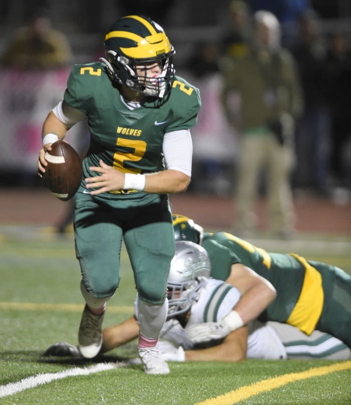 De La Salle 33, San Ramon Valley 27 by Eric Taylor 10-13-2023101320236 (2)